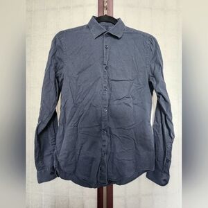 Zara Navy blue slim fit long-sleeved button-down dress shirt. Men's size S.
